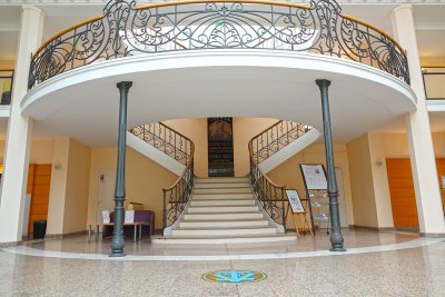 hall thermes vittel