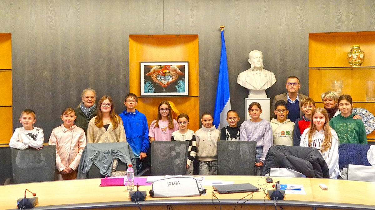 Installation du conseil municipal des jeunes