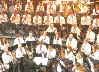 orchestrevittel|musiciens|vittel|lauredomanski
