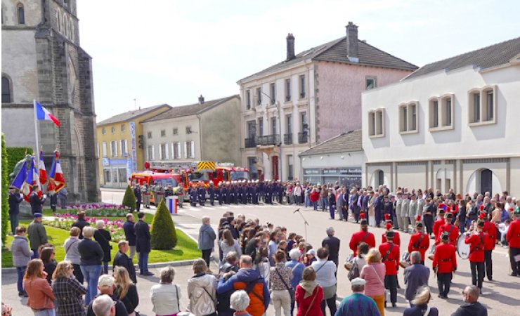 cérémonie8mai1945|Vittel