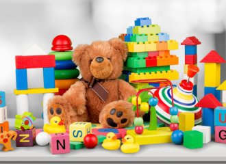 jouets|adobestock