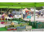 Marché hebdomadaireau centre ville © Jean-Jacques DALIA - ville de Vittel