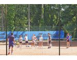 Un cours de tennis au parc thermal  © Jean-Jacques DALIA - ville de Vittel